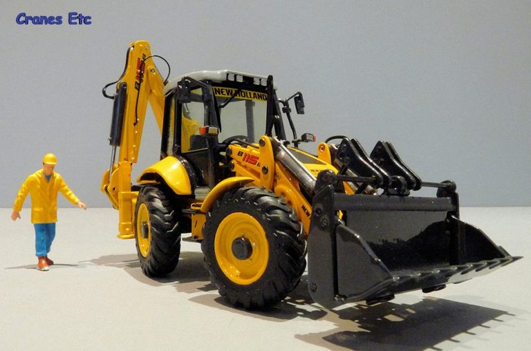 New Holland LB 115 B Wheeled Hydraulic excavator-loader