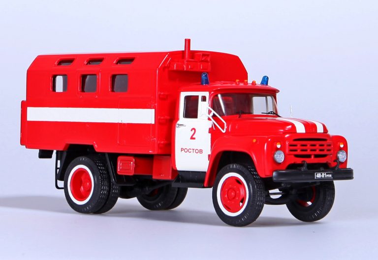 Передвижная авторемонтная мастерская для обслуживания и ремонта пожарных автомобилей с кузовом-фургоном К130 или КМ130 на шасси ЗиЛ-130-76
