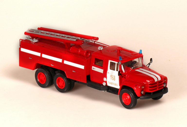 АЦ-40(133ГЯ) мод. 181А пожарная автоцистерна на шасси ЗиЛ-133ГЯ