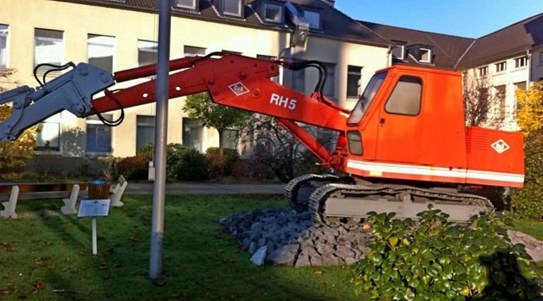 Orenstein & Koppel O&K MH5 Wheeled Hydraulic excavator