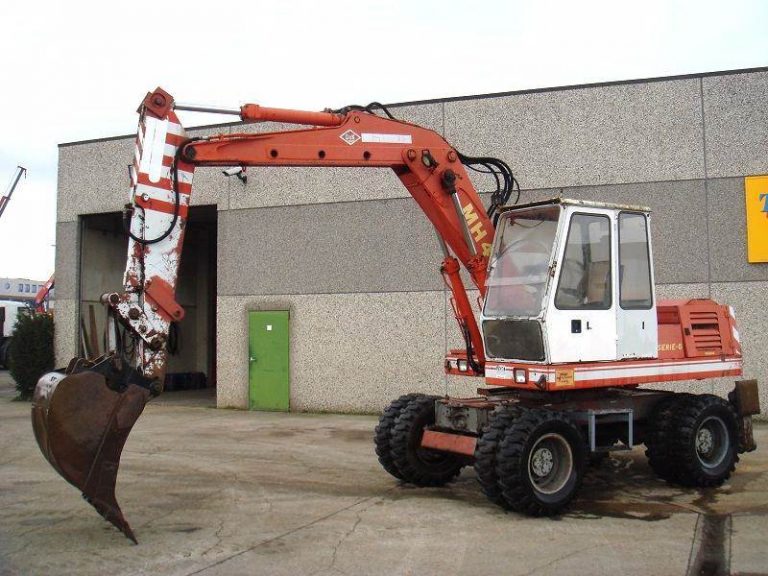 Orenstein & Koppel O&K MH4 Series E Wheeled Hydraulic excavator
