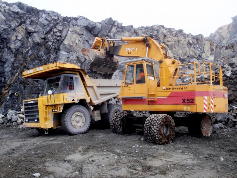 Broyt X52 WF mining Wheeled Hydraulic excavator-loader