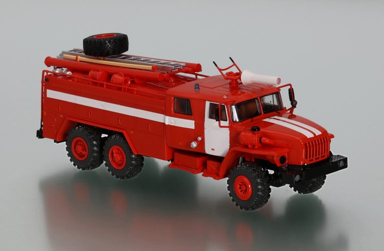 АЦ-7.5-40(4320) 006МИ пожарная автоцистерна на шасси Урал-4320-1911