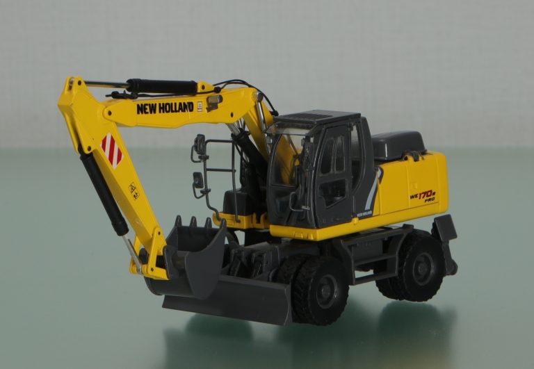 New Holland WE 170B Pro Wheeled Hydraulic excavator
