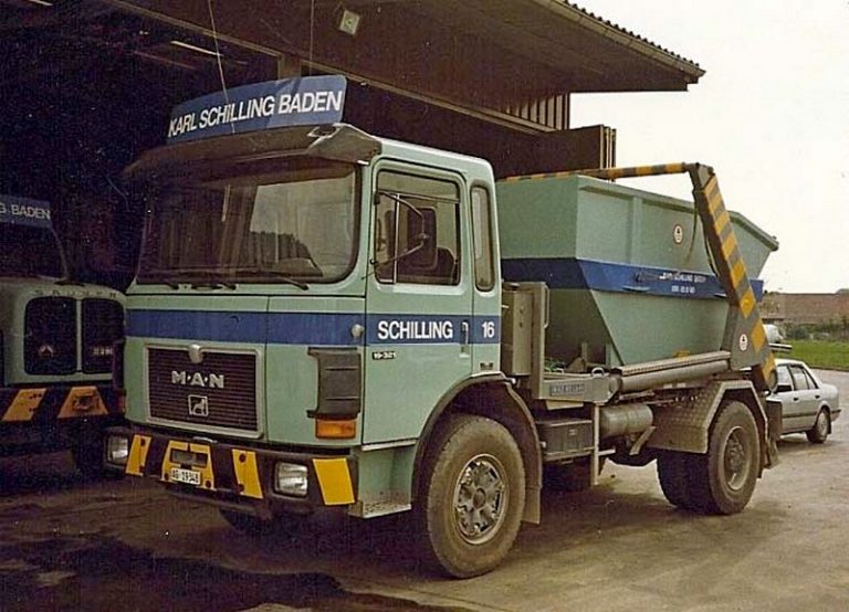 MAN F8 15.192FK cargo truck with equipment Atlas
