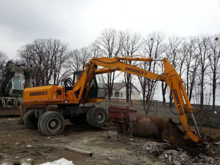 Sennebogen SM15 EVS Wheeled Hydraulic excavator
