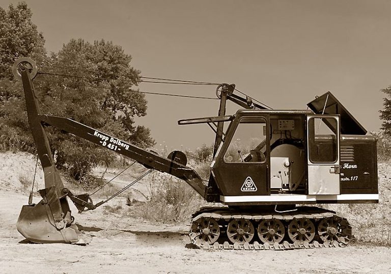 Krupp Dolberg D451 crawler excavator