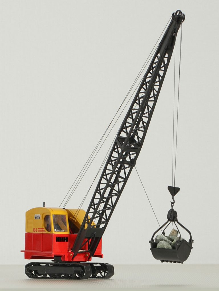 Bucyrus Erie 19RB crawler mechanical cable excavator