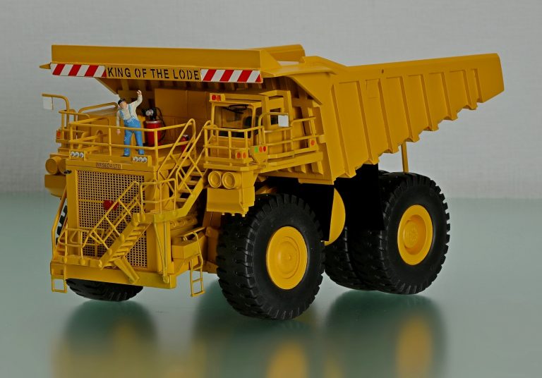 Wiseda KL-2450 «King of the Lode» Mining dump Truck