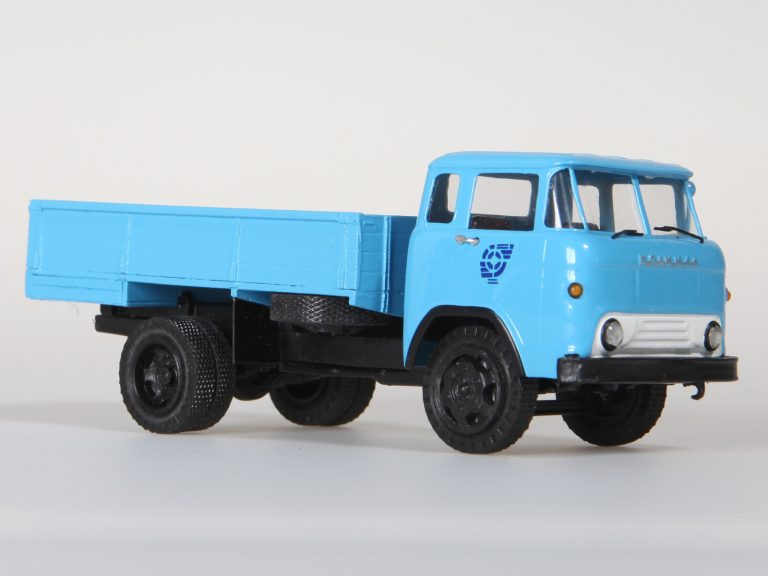 КАЗ-608 «Колхида» бортовой грузовик 