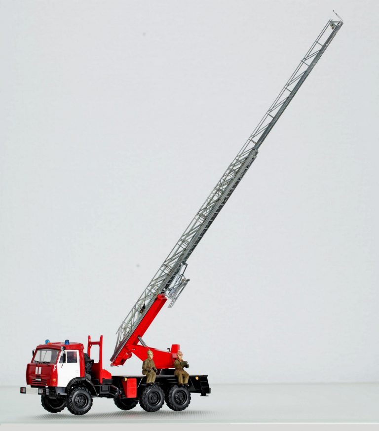 АЛ-30(43114)-22А-ТВ пожарная автолестница на шасси КамАЗ-43114