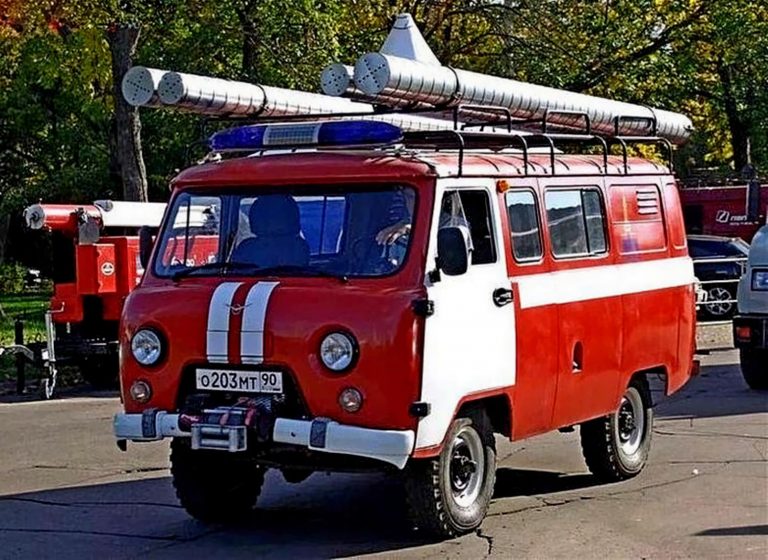 АНР(Л)-20-330 (3309) модель 001 опытный пожарный автомобиль тушения лесных пожаров на базе УАЗ-3909