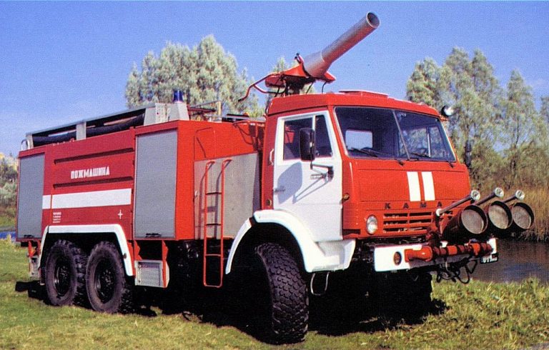 АЦА-40/4 (43118) модель 248 пожарная автоцистерна аэродромная на шасси  КамАЗ-43118