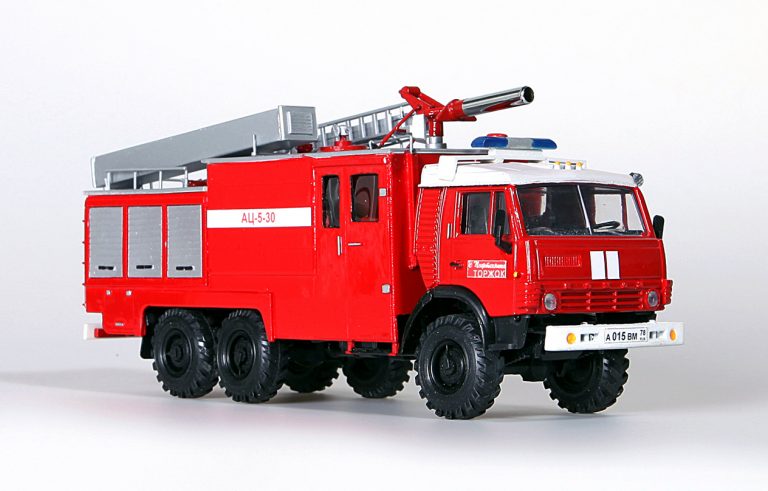 АЦ-5-30 (43118) ПМ-555 опытная автоцистерна пожарная на шасси КамАЗ-43118