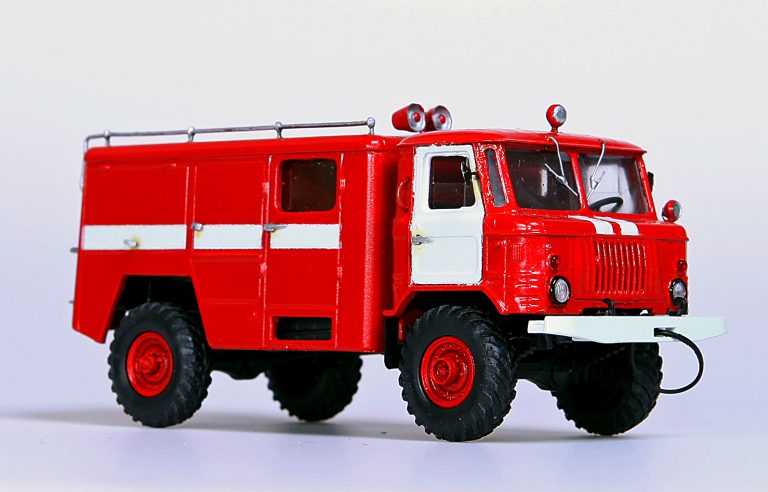 АСО-5(66)-90 пожарный автомобиль связи и освещения на шасси ГАЗ-66-01