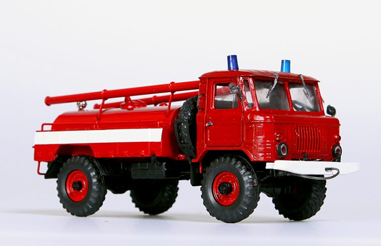 АЦ-30(66)-146 пожарная автоцистерна на шасси ГАЗ-66-01