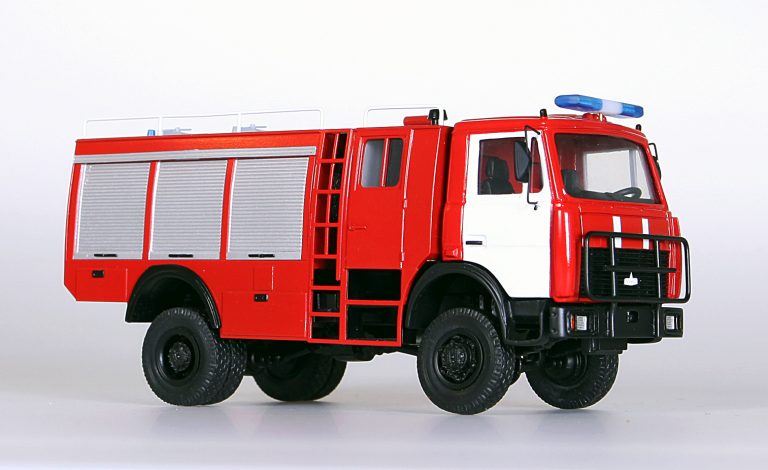 АЦ-30(5434) лесопожарная автоцистерна на шасси лесовоза МАЗ-54342