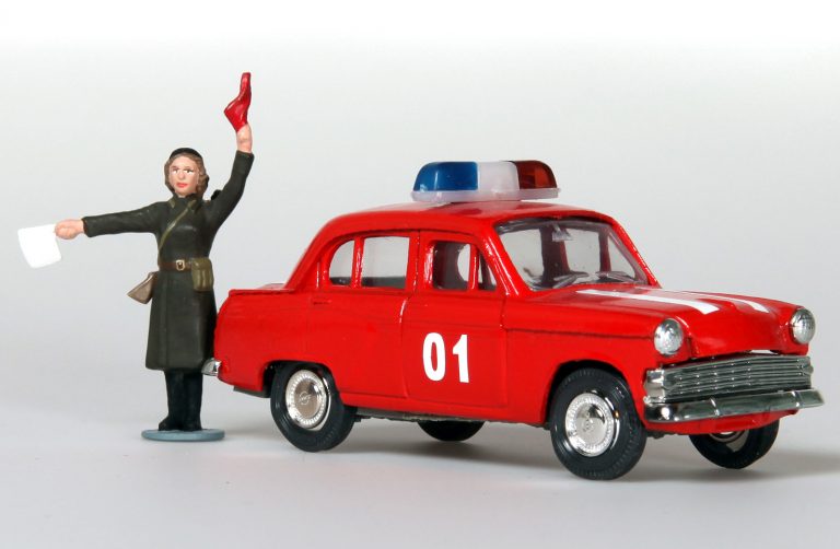 Оперативно-служебный автомобиль пожарной охраны МВД СССР Москвич-403