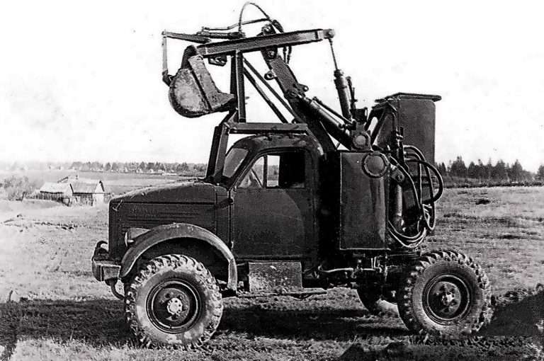 Э-151 опытный гидравлический экскаватор на шасси ГАЗ-63