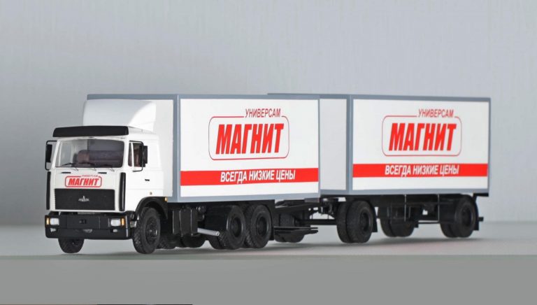 Автопоезд «Магнит» с изотермическими фургонами из тягача МАЗ-Купава-6731 на шасси МАЗ-6303 с прицепом МАЗ-Купава-8711 на шасси МАЗ 8378