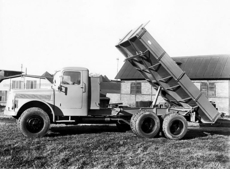 Tatra-111S, Татра-111С 6х6 самосвал 3-сторонней выгрузки