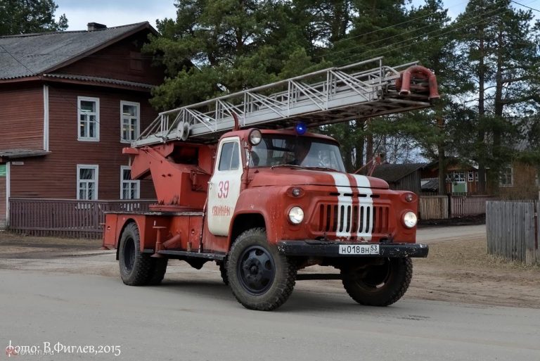 АЛ-18(52) модель Л2 пожарная автолестница с гидроприводом на шасси ГАЗ-52-01