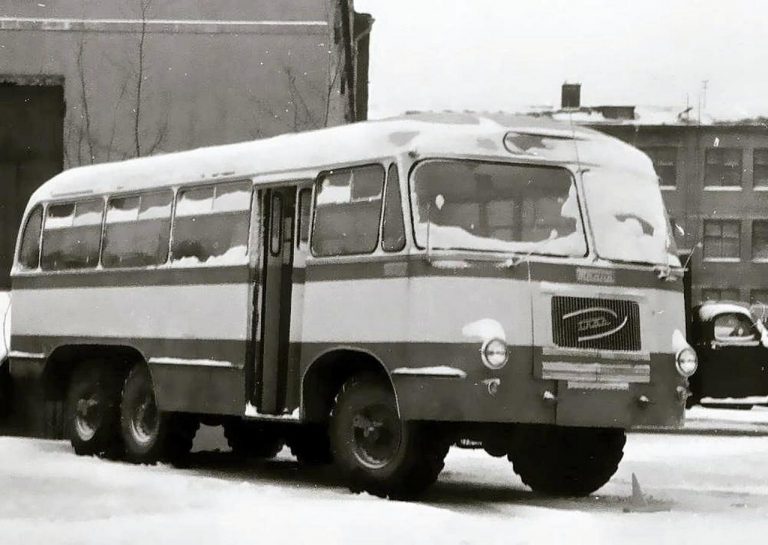 АТАРЗ-63, он же Тосно-ГАРО-63, вседорожный пассажирский автобус для сельской местности на шасси ЗиЛ-157К