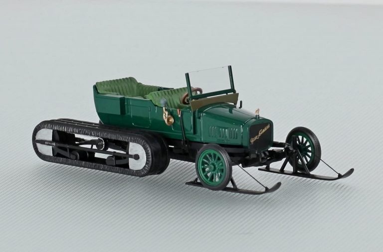 Руссо-Балт модели C 24/30 HP, шасси №21 Серия IV 1911-12 год выпуска, полугусеничный автомобиль с движителем А. Кегресса