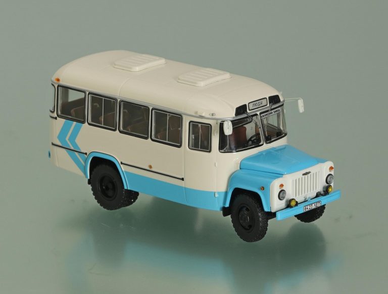 КАвЗ-3270 автобус малого класса или КАвЗ-3271 специальный автобус, шасси ГАЗ-53-12