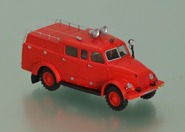 Штабной пожарный автомобиль на шасси ГАЗ-63 4х4 для доставки к месту пожара дежурной службы пожаротушения