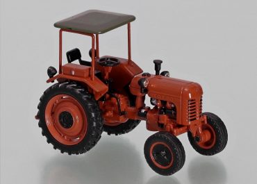 ДТ-20 малогабаритный универсальный колёсный безрамный трактор для работы в овощеводстве и садоводстве