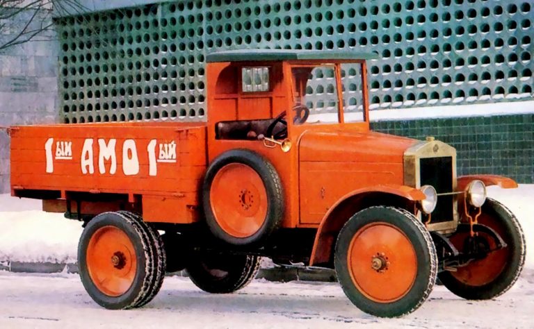 АМО Ф-15 бортовой автомобиль