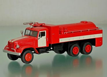 АЦ-60(257) модель ЦЕ пожарная автоцистерна на шасси КрАЗ-257