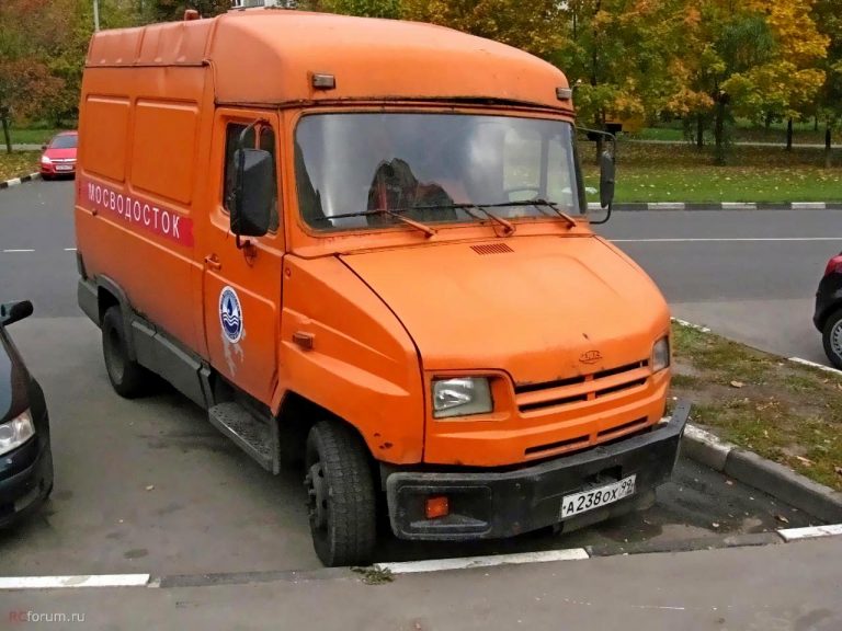 ЗиЛ-5301НС «Бычок» короткобазный фургон