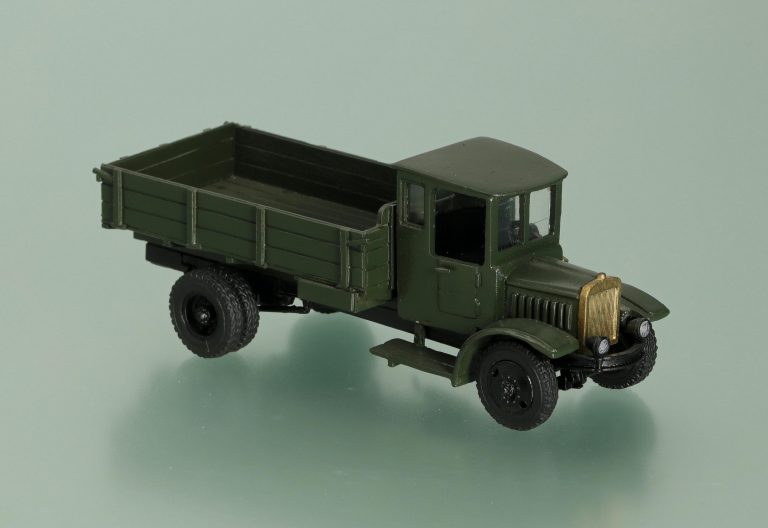 Я-3 бортовой грузовик
