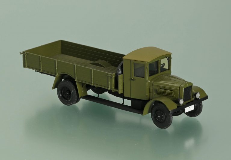 Я-НАТИ-8 или Я-НАТИ-8Д опытный бортовой грузовик