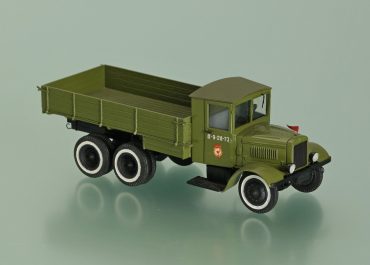 ЯГ-10 бортовой грузовик повышенной проходимости