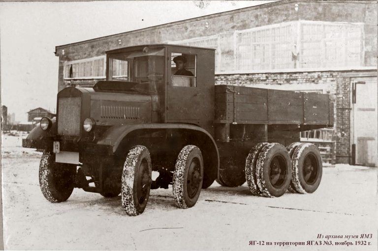 ЯГ-12 шасси №3489, опытный бортовой грузовик с лебедкой самовытаскивания