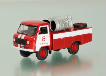 Опытная дымососная станция на шасси УАЗ-450Д с вентилятором типа СВМ-6