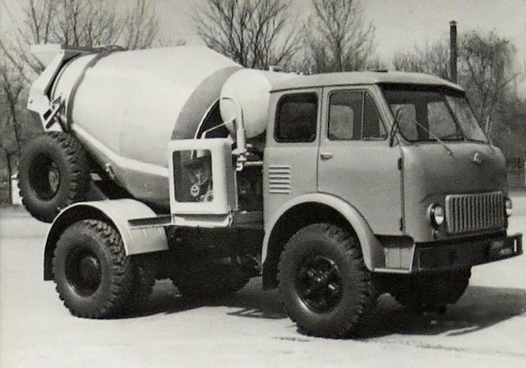 С-1036, он же СБ-69, автобетоносмеситель на шасси МАЗ-503Б