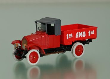 АМО тип Ф-15 экземпляр №1 из 1-й партии 10 шт. 1924 год, бортовой грузовик