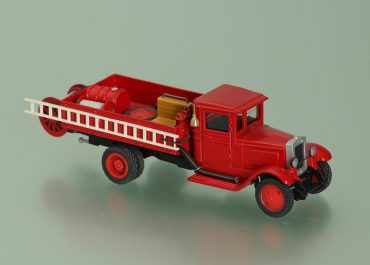 ПМЗ-5 упрощенный пожарный автонасос на базе бортового ЗиС-5