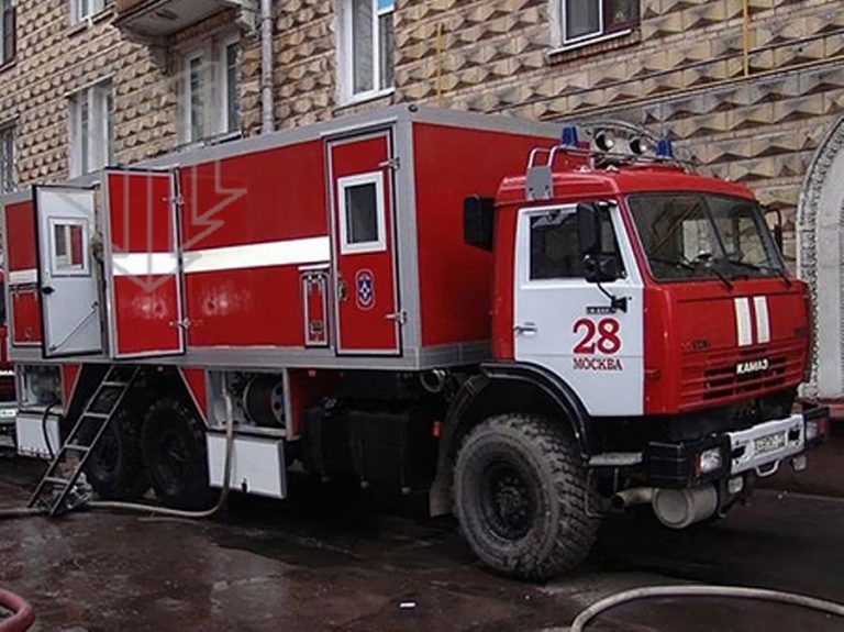 АПМ 3-2/40-1,38/100-100(43118) мод. ПиРо3–МПЗ автомобиль пожарный многоцелевой на шасси КамАЗ-43118