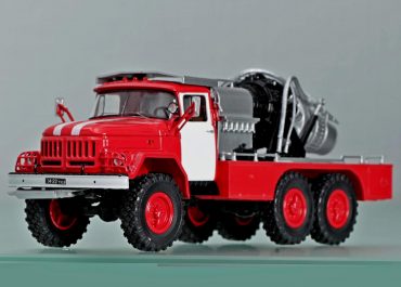 АГВТ-100(131) модель 141 пожарный автомобиль газоводяного тушения на шасси ЗиЛ-131